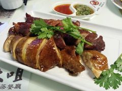 双拼-新大咀港式茶餐厅(宝山万达店)