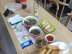 -珊珊小笼馆(仙霞路店)