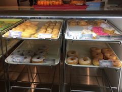 -Winchell's Donuts House