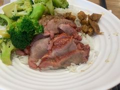 -裕记烧腊连锁餐饮(国商分店)