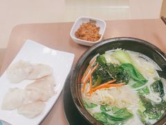 -灵芝妹子海鲜米线(瓦房店新玛特店)