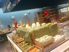 -曼格活海鲜·牛排自助(光明蓝鲸店)