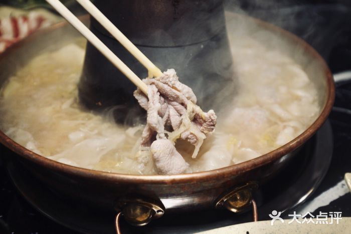 牛九铜火锅羊肋条图片