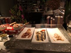 -上海滴水湖皇冠假日酒店