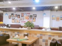 -巴依兄弟西域美食(机场店)