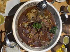 -大众跷脚牛肉馆·非遗传承单位(峨眉山店)