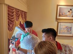 -小镇影院迪士尼小熊Duffy与他的朋友合影地