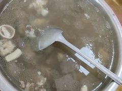 -陈六子全羊馆·烧烤烤羊排(山东理工大店)