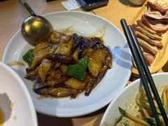-关东小磨东北菜(上海长风大悦城店)
