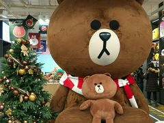 -LINE FRIENDS Garosu-gil Flagship Store