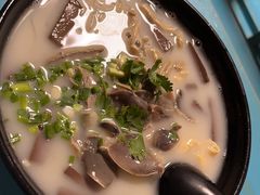 -鸭小妹鸭血粉丝(老门东店)