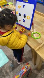-逝水玩具折扣店