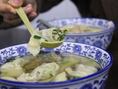 本地嫩芹菜鲜肉大馄饨-方老大馄饨(抚宁巷店)