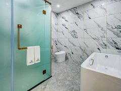 -白鹿苑蒙餐(鄂温克宾馆店)