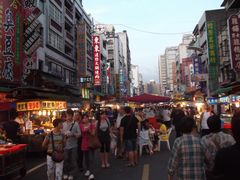 -六合夜市