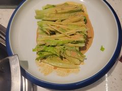 -三人行骨头王火锅(长寿店)