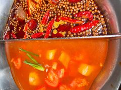 -湊湊火锅·茶憩(南京东路悦荟店)