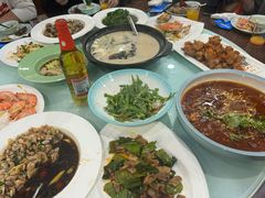 -小老板海鲜酒家(董家渡店)