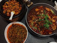 -万重锦·人文川菜馆(骡马市店)