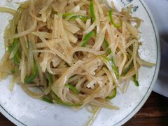 尖椒土豆丝-清真永恒华威肉饼(潘家园店)