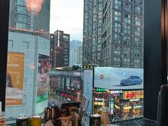 -雍容荟帝王蟹活龙虾展台自助(IFS黑金店)