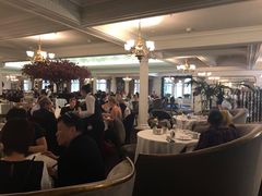 -The Diamond Jubilee Tea Salon at Fortnum & Mason