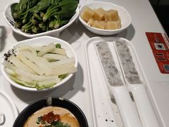 -德林酸菜鱼火锅(南丹店)