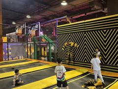 -Tenker Club弹刻极限主题公园 · 蹦床 · 团建 · 生日派对(大关店)