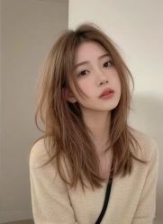 -丝语萱形象