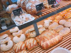 -焙丽拾光(麦凯乐直营店)