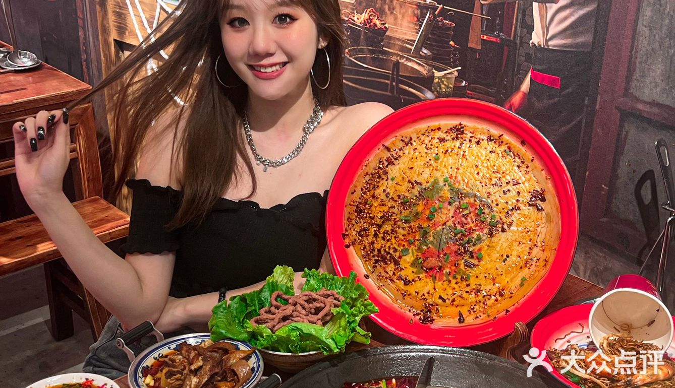 这家东莞首家我可惦记好久啦 / 头牌烧菜火锅香迷糊了