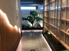 -蜜桃餐厅·伴山(绿宝广场店)