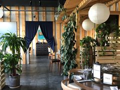 大堂-日进一片海.生腌海鲜火锅.宵夜烧烤(三里屯总店)