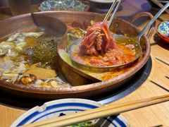 -洱火云南酸菜牛肉火锅(石景山当代商城店)