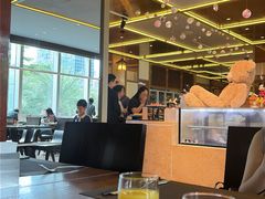 -大中华希尔顿酒店-念自助餐·嗨啤·小龙虾