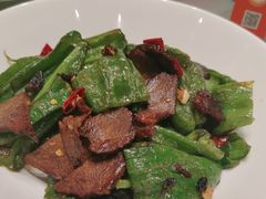 -辛香味烧鱼馆·非遗技艺·排骨红烧肉(光谷医药园店)