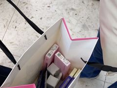 -可糖美瞳·隐形眼镜·测基弧(朝阳大悦城店)