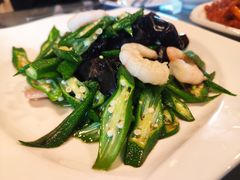 秋葵炒虾仁-潮音餐厅