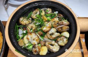 Lemon Leaf Stir-fried Crispy Eel