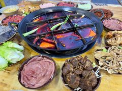 -正南齊北重庆老火锅(光华村直营店)