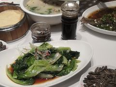-梅利汴京烤鸭•开封豫菜地标店(东大街店)