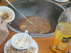 -曹丞相·地锅鸡·地锅鱼(武林店)