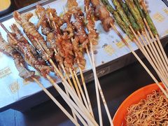 -威记烧嘢·南宁烧烤·超级生牛(绿地店)