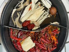 -贰回巷火锅馆(钟楼店)