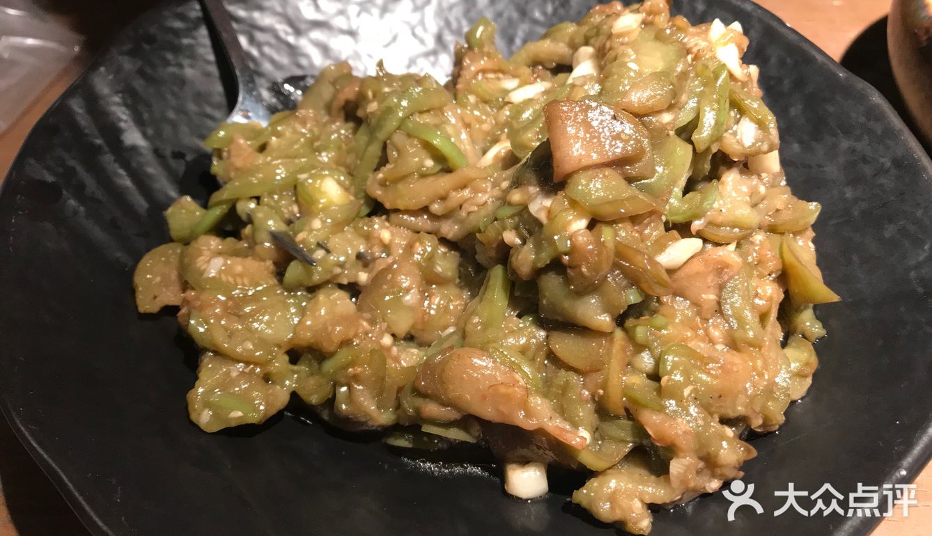 探店：黄晓猫剁椒大鱼头[调皮]