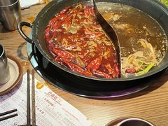-巴卤社老火锅(财富店)
