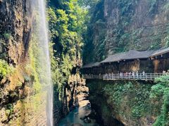 -蝶舞清江·恩施地心谷景区