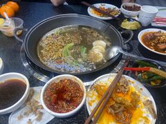 -渝里重庆火锅(航天城店)