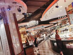 -四海一家自助餐(益田假日广场店)