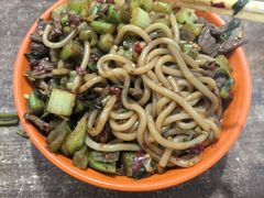 -玲玲米粉·新疆现炒米粉(大十字总店)